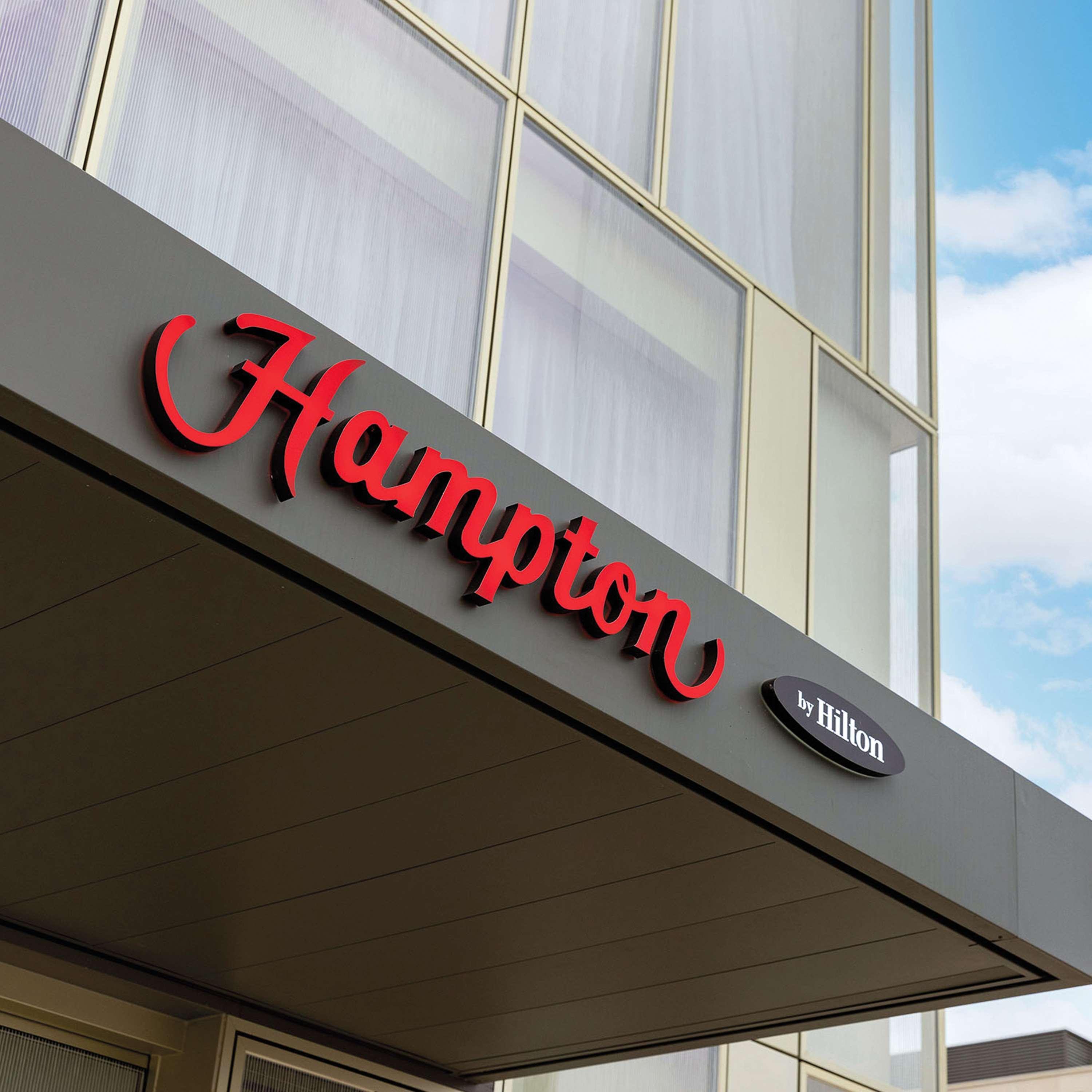 Hampton By Hilton Tours Centre, France Hotel Exterior photo